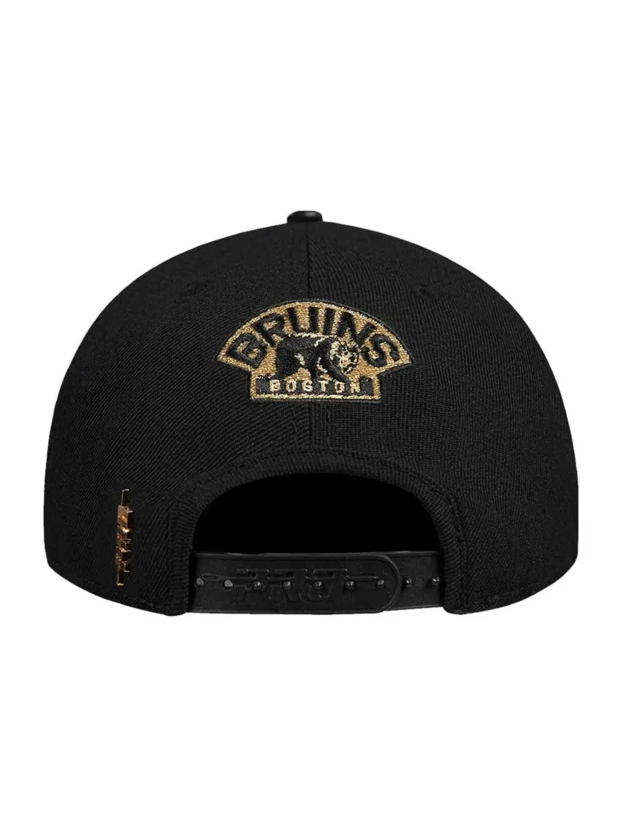 Pro Standard Мужская черная кепка Boston Bruins с металлическим логотипом и регулируемым застежкой — изображение 3 из 5