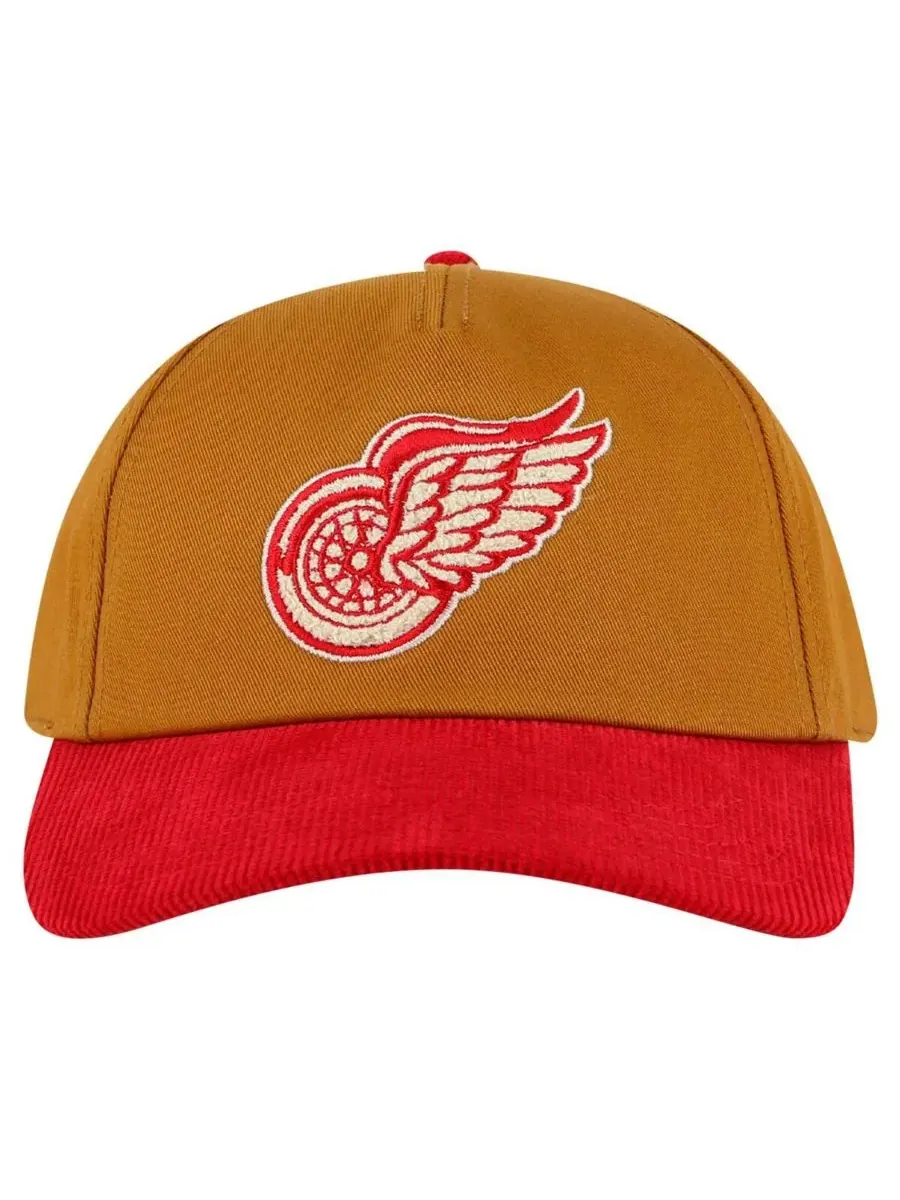 American Needle Мужская регулируемая кепка Detroit Red Wings бежевого/красного цвета — изображение 1 из 2, бежевый красный