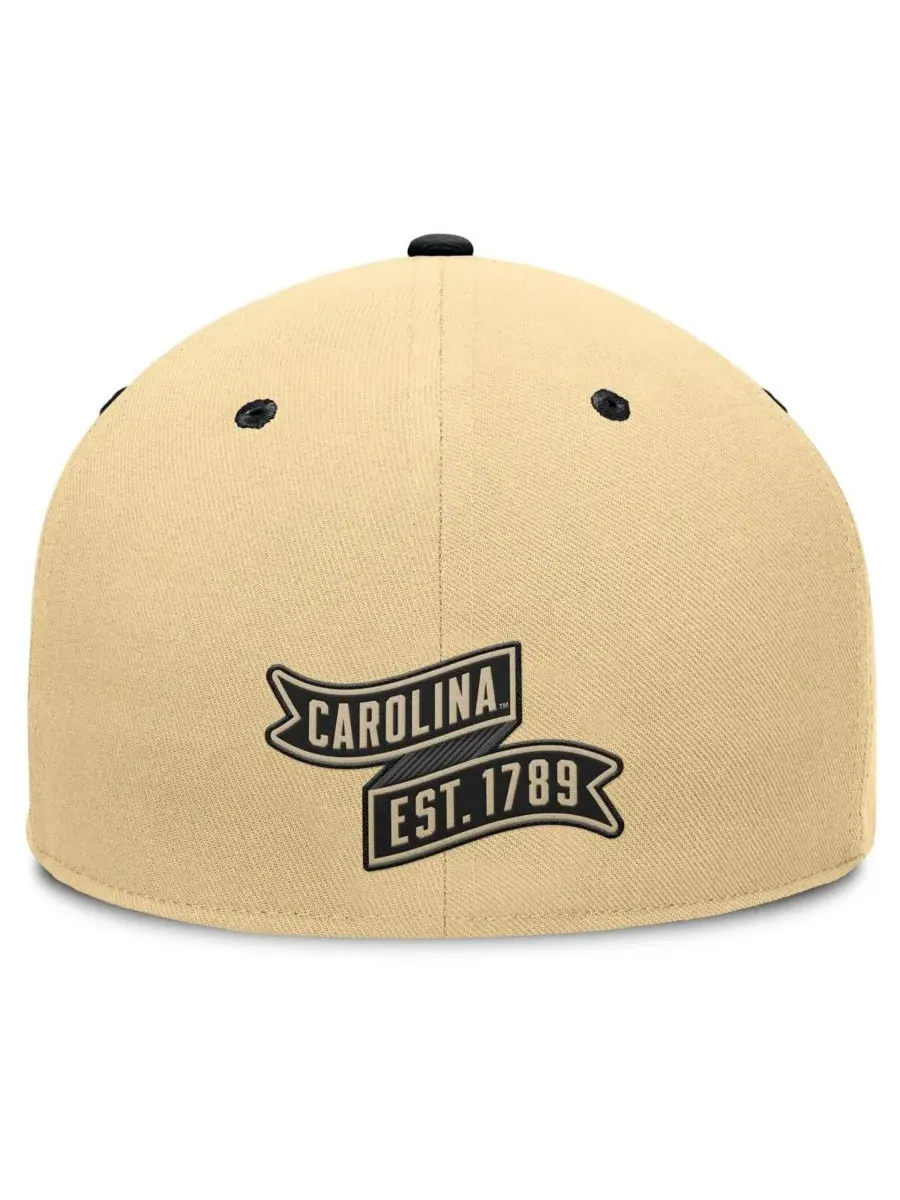 Fanatics Мужская золотисто-черная бейсболка North Carolina Tar Heels Balance Fitted Hat — изображение 4 из 4, хаки черный