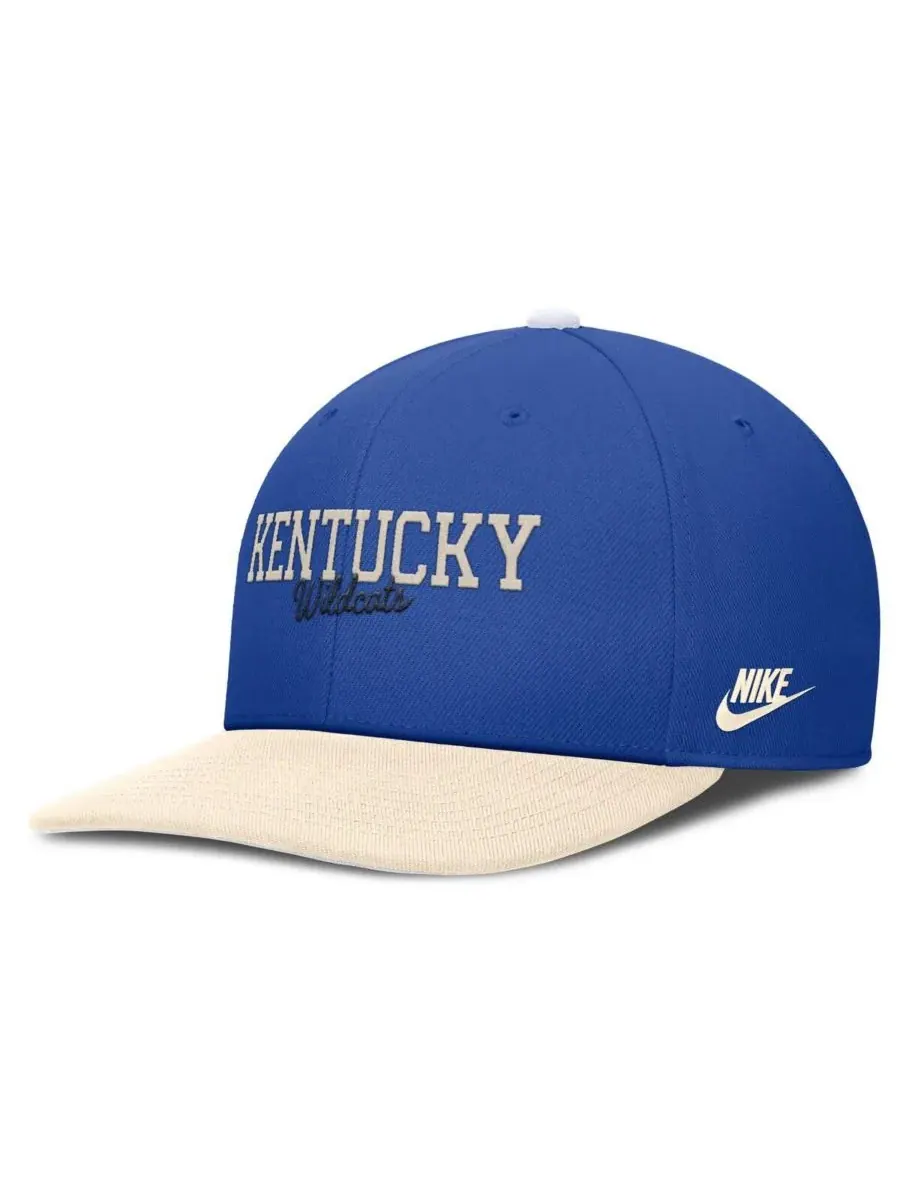 Nike Мужская бейсболка Kentucky Wildcats Pro Legacy Script Snapback королевского/кремового цвета — изображение 1 из 4