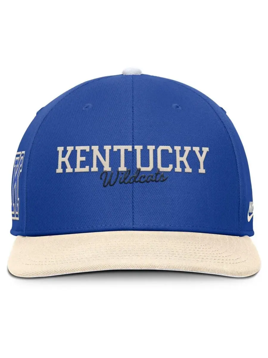 Nike Мужская бейсболка Kentucky Wildcats Pro Legacy Script Snapback королевского/кремового цвета — изображение 2 из 4