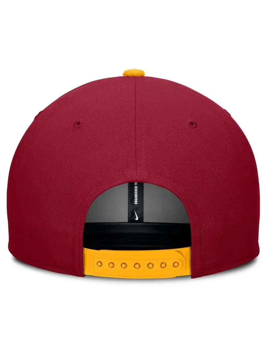 Nike Мужская бейсболка USC Trojans Pro Legacy Script Snapback в расцветке Cardinal/Cream — изображение 4 из 4, кремовый