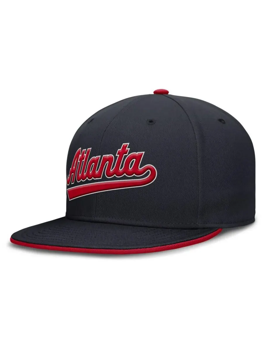 Nike Мужская темно-синяя бейсболка Atlanta Braves True Performance Fitted Hat — изображение 3 из 4, темно-синий