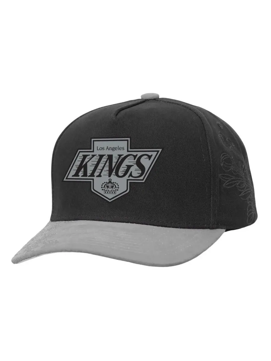 Mitchell & Ness Мужская кепка Los Angeles Kings May Flowers Pro Crown с регулируемой застежкой — изображение 1 из 2