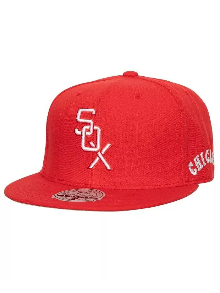 Мужская красная приталенная шляпа Chicago White Sox Bases Loaded Mitchell & Ness — изображение 1 из 4