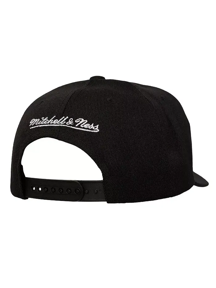 Мужская черная кепка Washington Capitals с логотипом Busted Wordmark Wrap-Around Pro Pinch — изображение 2 из 3