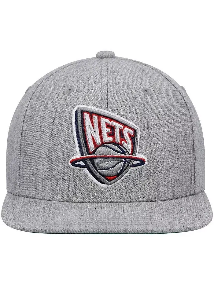 Мужская серая бейсболка New Jersey Nets Hardwood Classics Team 2.0 Snapback с оттенком серого цвета — изображение 2 из 3