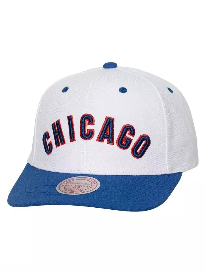 Мужская белая кепка Chicago Cubs Cooperstown Collection Pro Crown Snapback Mitchell & Ness — изображение 1 из 3
