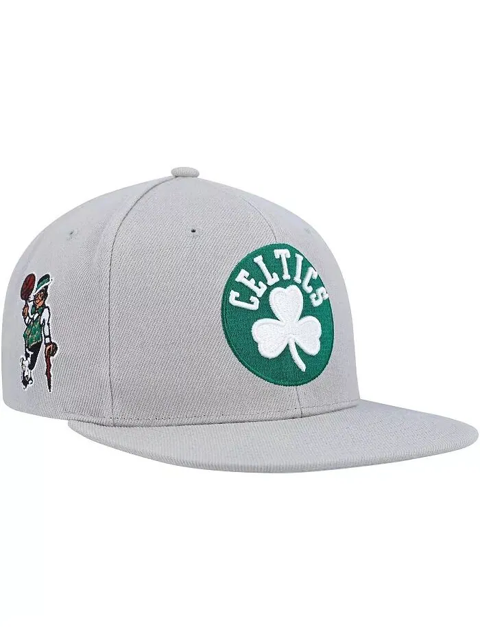 Мужская серая бейсболка Boston Celtics Side Core 2.0 Snapback Mitchell & Ness — изображение 1 из 3