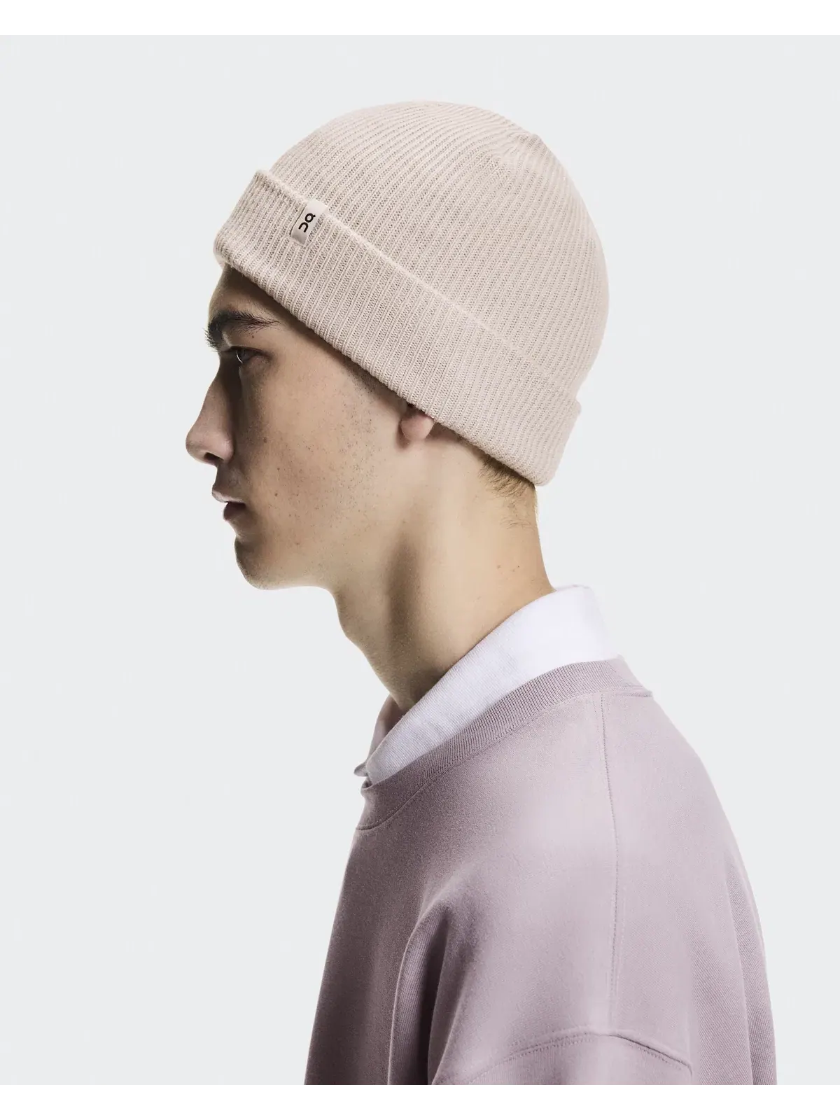 Шапка бини из шерсти мериноса с отворотом Merino Beanie On — изображение 4 из 7, овсяный