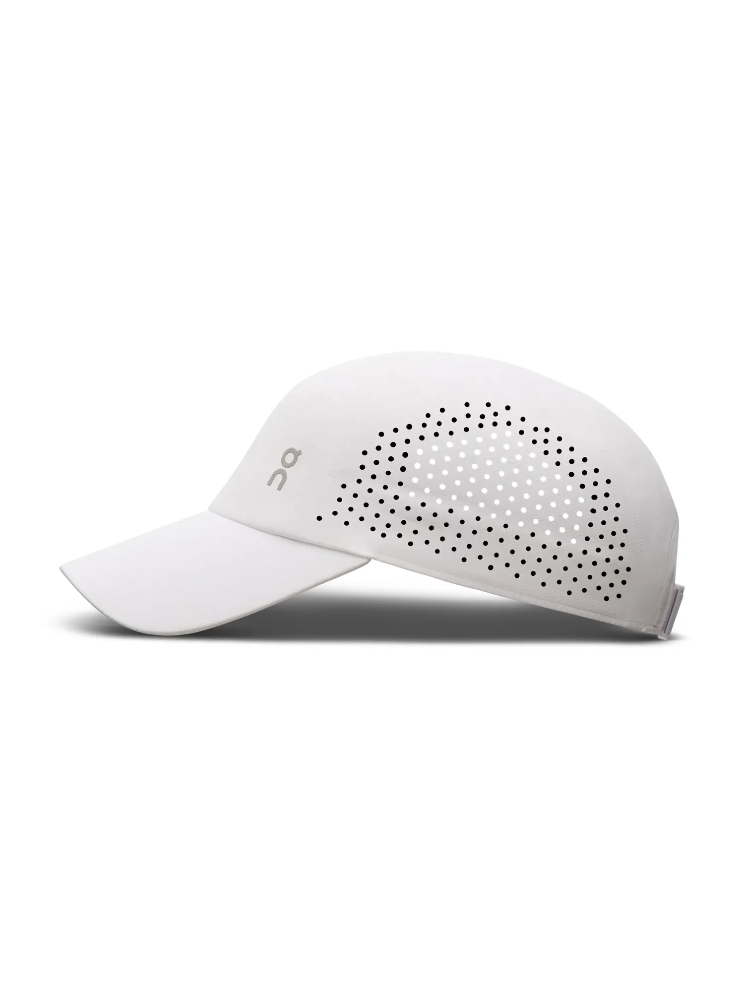 Белая спортивная кепка с перфорацией Lightweight Cap On