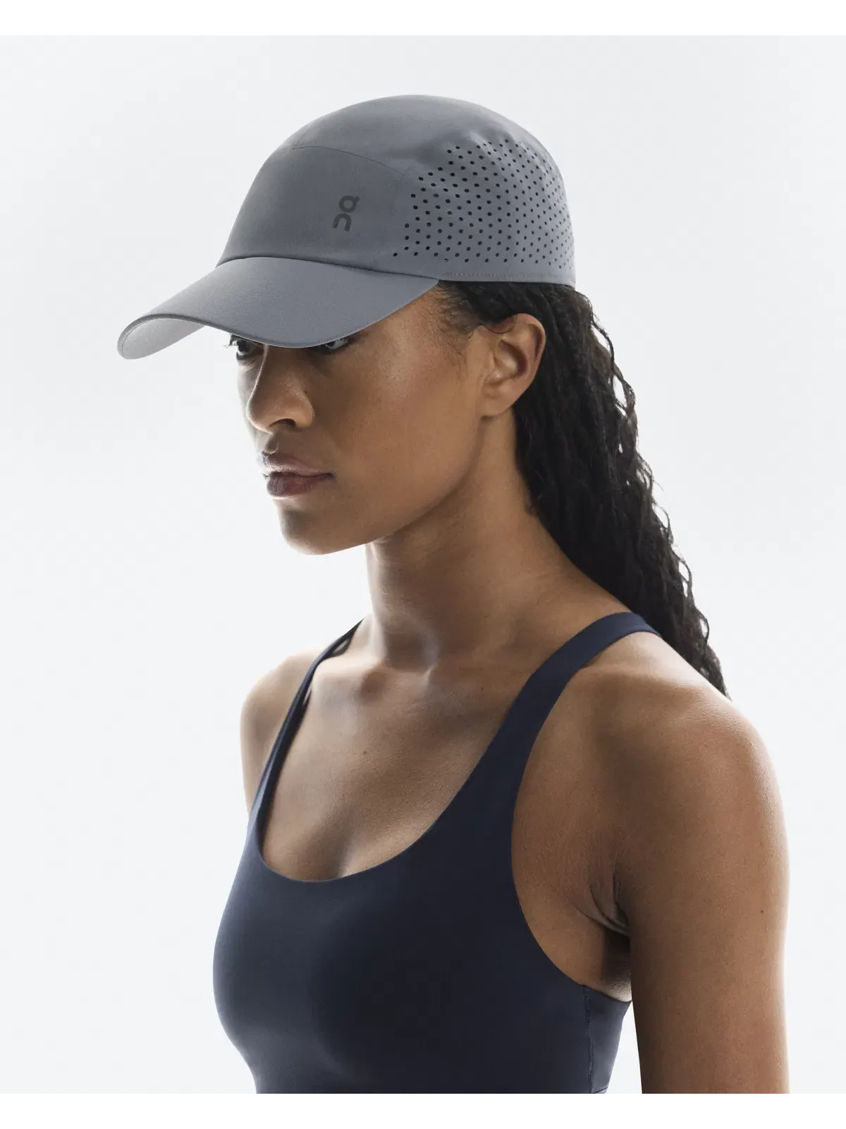 Бейсболка для бега легкая с перфорацией Lightweight Cap On — изображение 3 из 7, серый