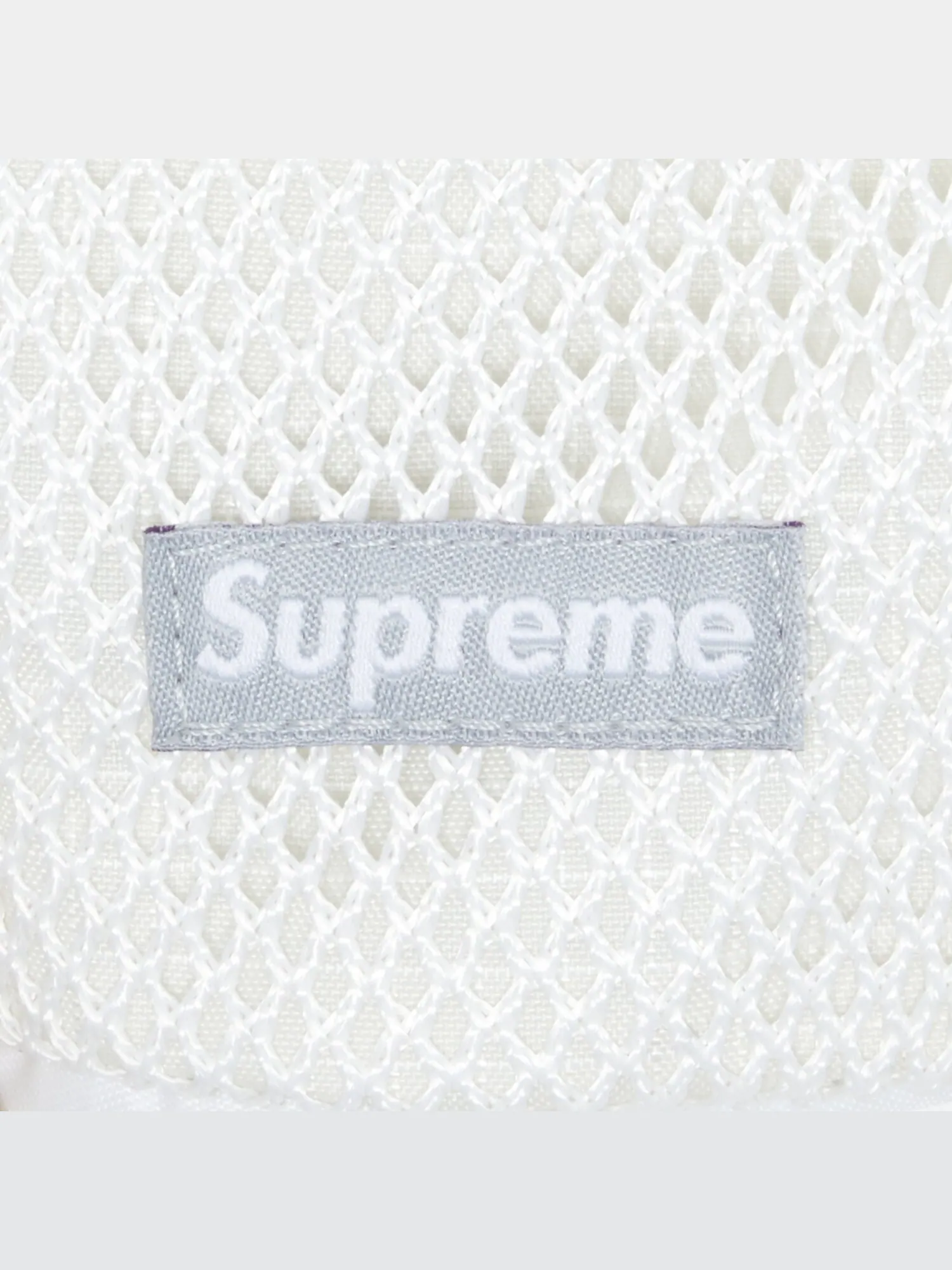 Маленькая сумка на пояс Supreme — изображение 3 из 3, белый