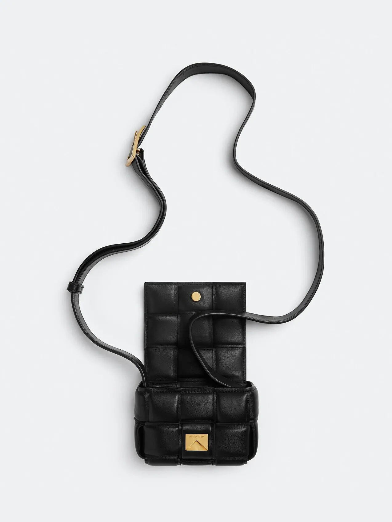 Сумка Bottega Veneta Padded Candy Cassette — изображение 4 из 4, черный/золотой