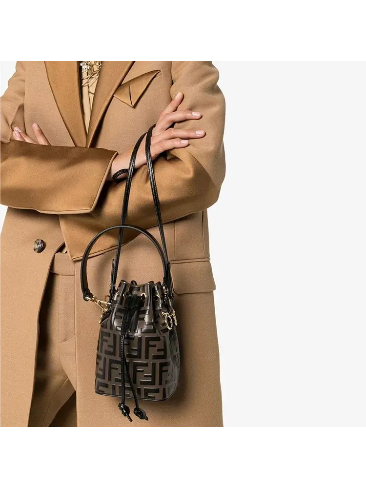 Женская сумка из телячьей кожи Mon Tresor Fendi — 6