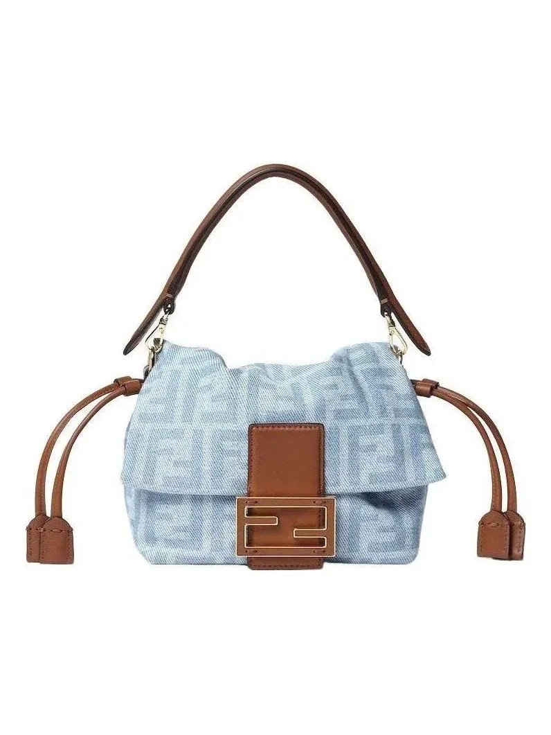 Женская сумка-багет малая с джинсовой отделкой Mamma Baguette Small Fendi