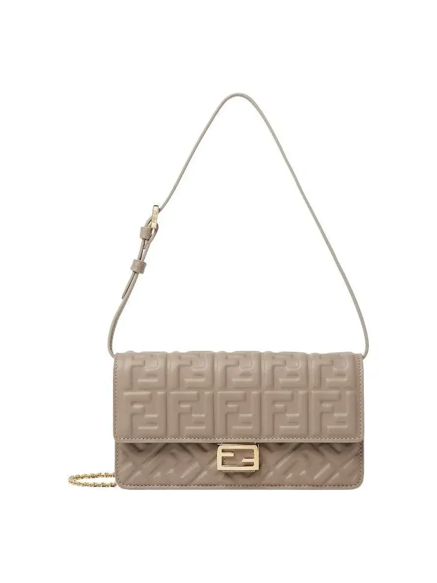 Кошелек-цепочка Fendi SS26 Baguette 'Grey' 8M0498AAJDF0E65