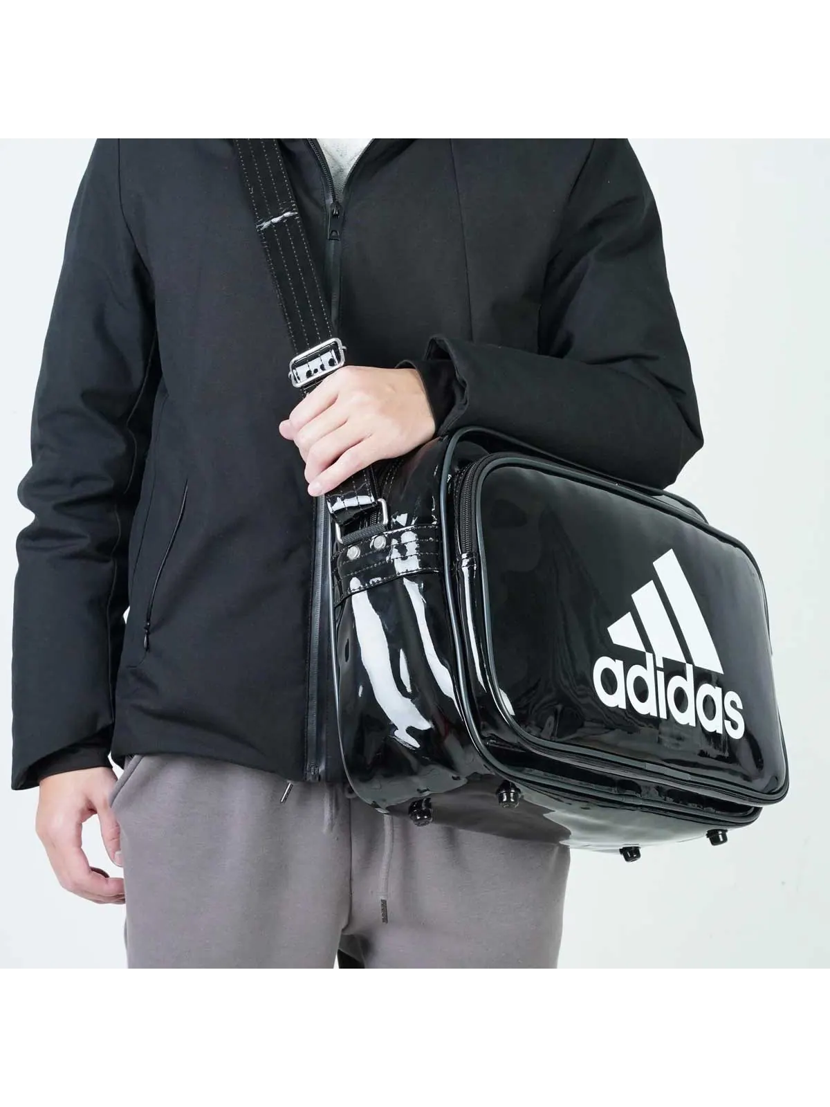 Эмалированная сумка Adidas 'Black' — 6