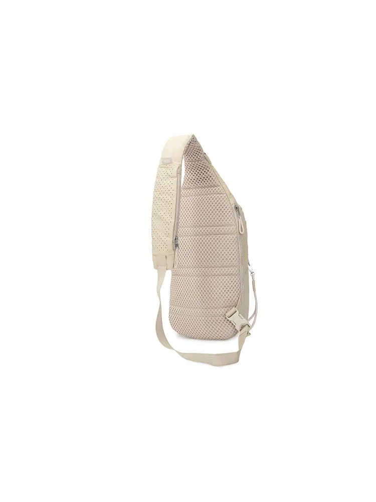 Сумка через плечо Nike Sportswear Essential 8 л — изображение 2 из 5, бежевый