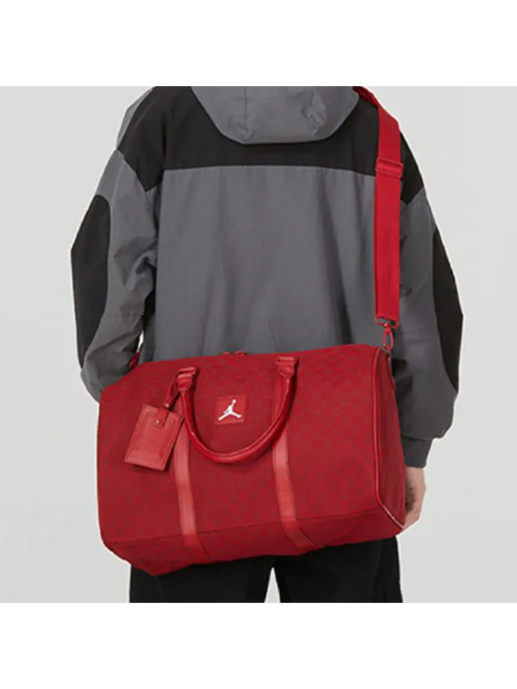 Спортивная сумка Air Jordan Monogram — изображение 5 из 5, красный