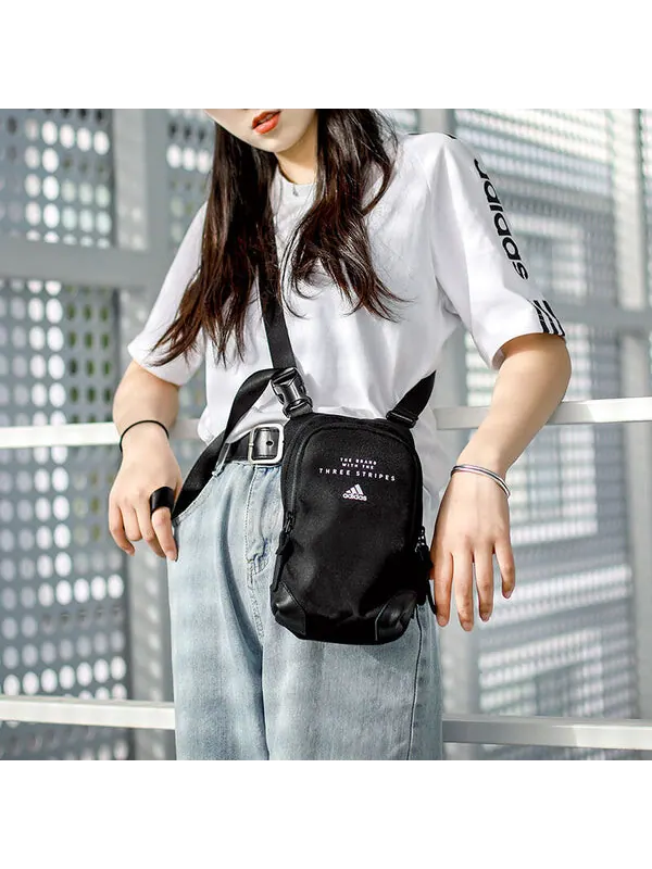 Сумка на пояс Adidas Performance Waist Bag — изображение 4 из 4, черный