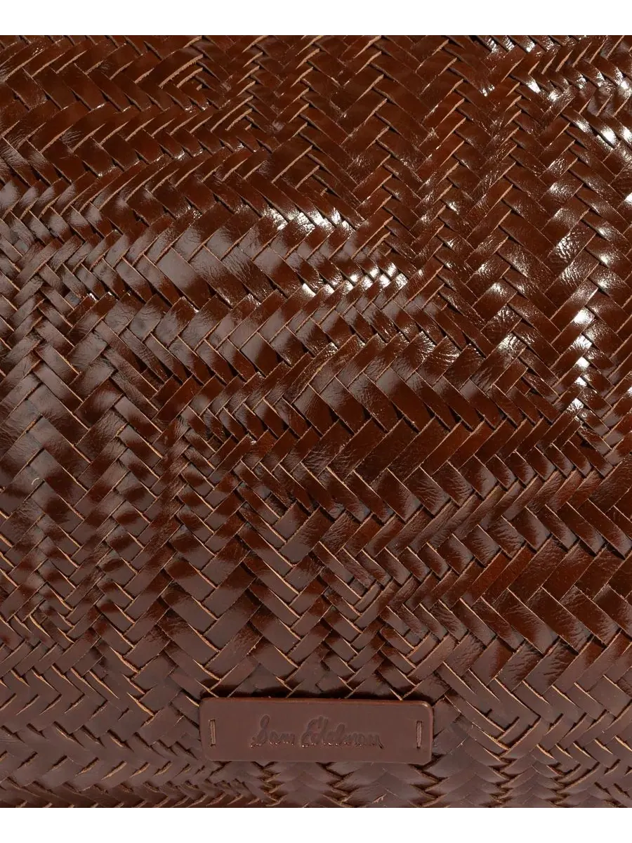 Кожаная сумка-шопер с плетеным узором Charli Woven Leather Tote Sam Edelman — изображение 6 из 6, темный коньячный
