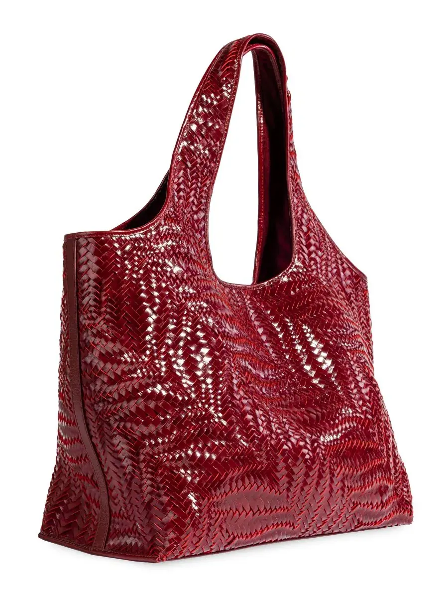 Женская сумка-тоут с плетеным узором Charli Woven Leather Tote Sam Edelman — изображение 3 из 6, красный