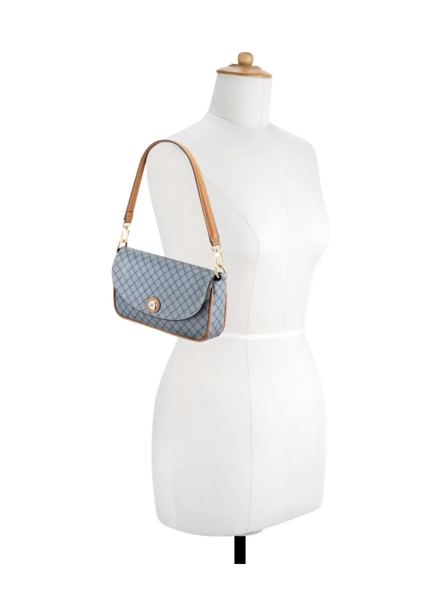 Женская сумка-кроссбоди Rigina с клапаном Nine West, Chambray Logo Brandy — изображение 5 из 10