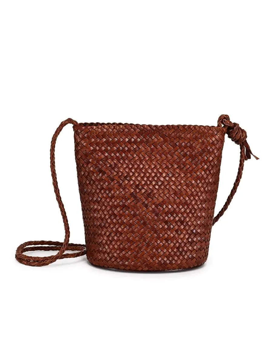Плетеная мини-сумка-ведро Reed Mini Woven Bucket Crossbody OLD TREND — изображение 1 из 7, коричневый