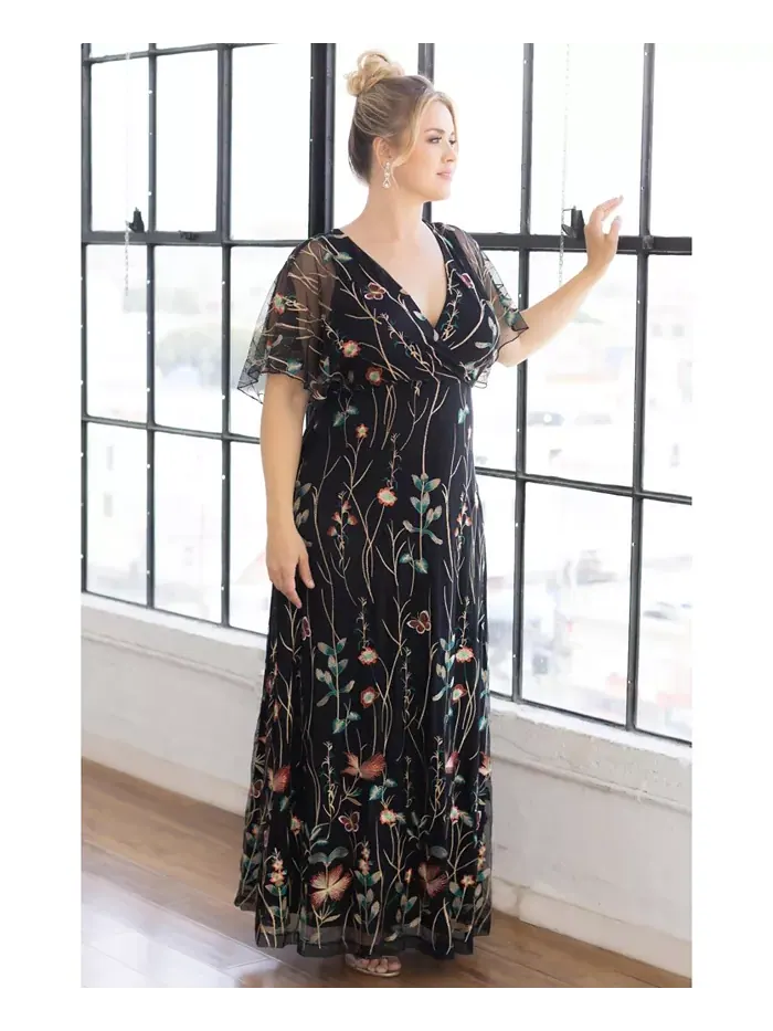 Вечернее платье с вышивкой Plus Size Embroidered Elegance Kiyonna — изображение 6 из 7, оникс