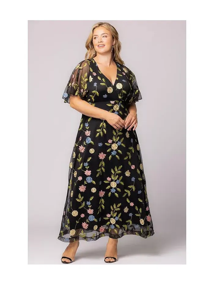 Вечернее платье с вышивкой Plus Size Embroidered Elegance Kiyonna — изображение 4 из 4, черный