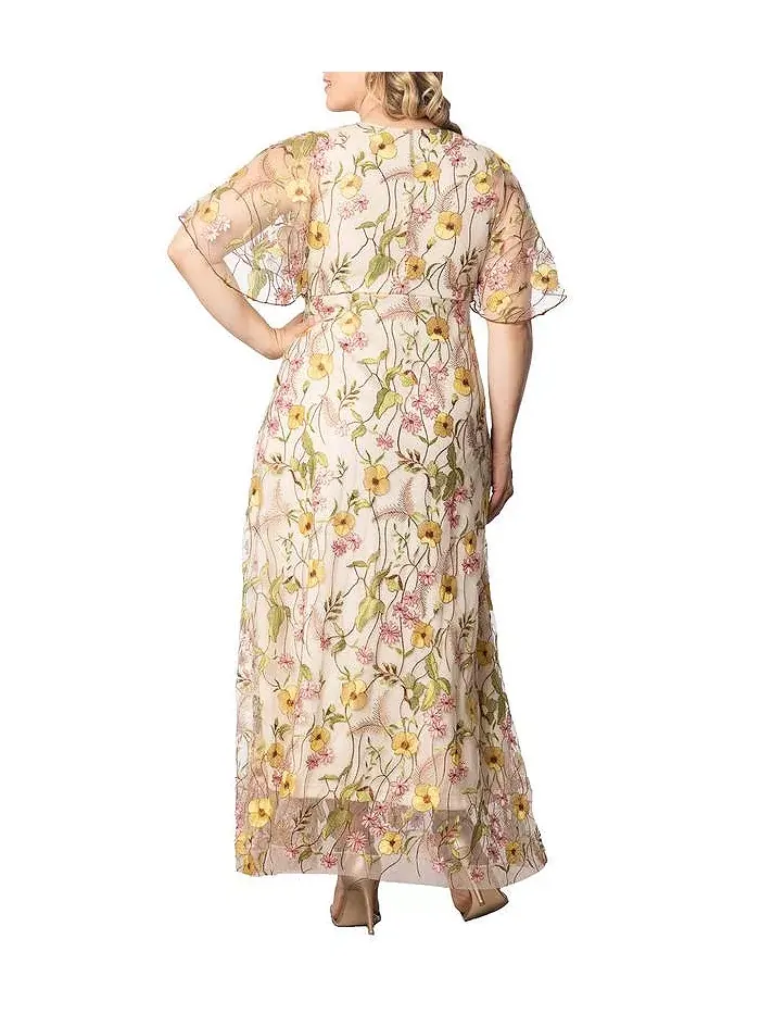 Вечернее платье с вышивкой Plus Size Embroidered Elegance Kiyonna — изображение 2 из 3, розовый
