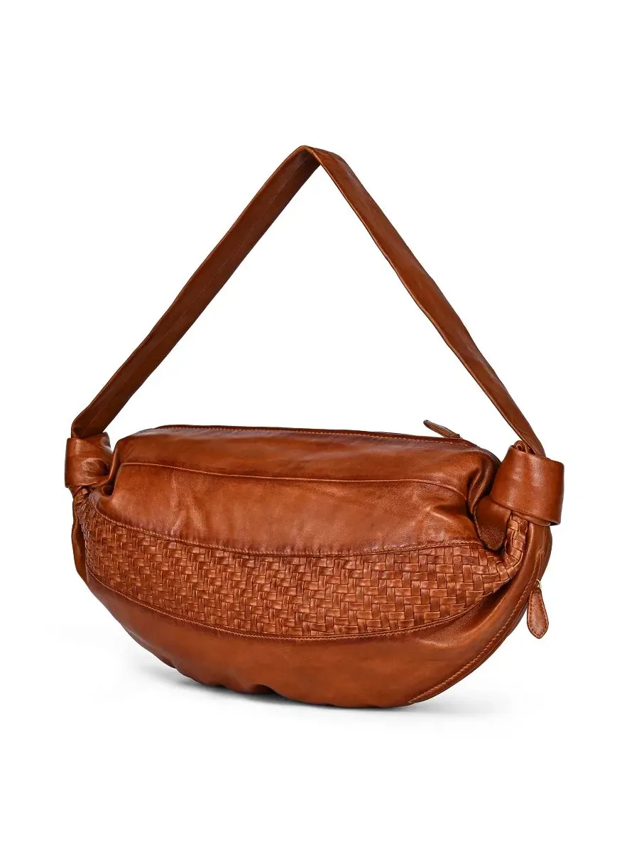 Сумка-слинг из кожи ручной работы Extra-Large Lily OLD TREND — изображение 5 из 8, коньячный коричневый