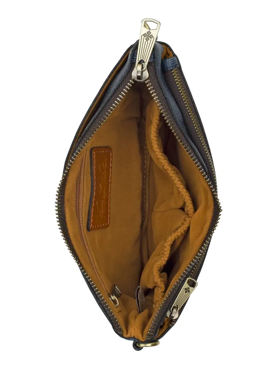 Кожаный клатч-кроссбоди Mignon Small Leather Wristlet Crossbody Handbag Patricia Nash — изображение 4 из 4
