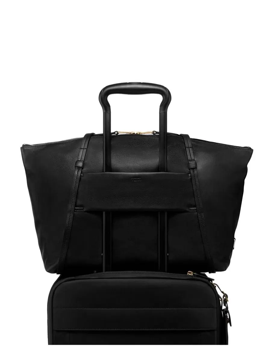 Сумка-шопер Voyageur Q Tote TUMI — изображение 4 из 5, черный