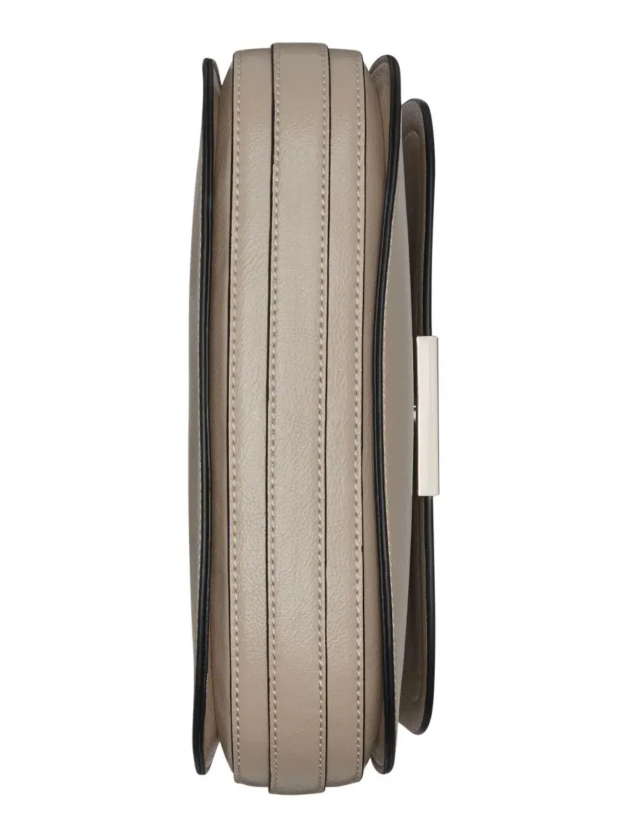 Сумка через плечо Azalea Small Crossbody Calvin Klein — изображение 7 из 10, дюна