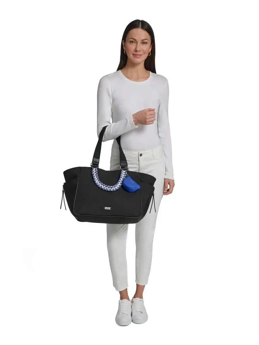Сумка-шопер Calvin Klein Zulle Nylon Extra-Large Tote — изображение 4 из 5, черный/серебристый