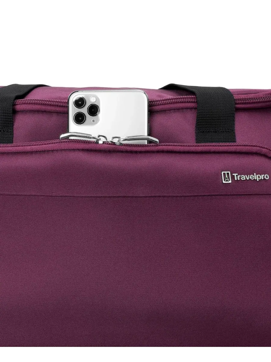 Дорожная сумка с нижним отделением Walkabout 7 19" Drop Bottom Duffel Travelpro — изображение 5 из 13, красный
