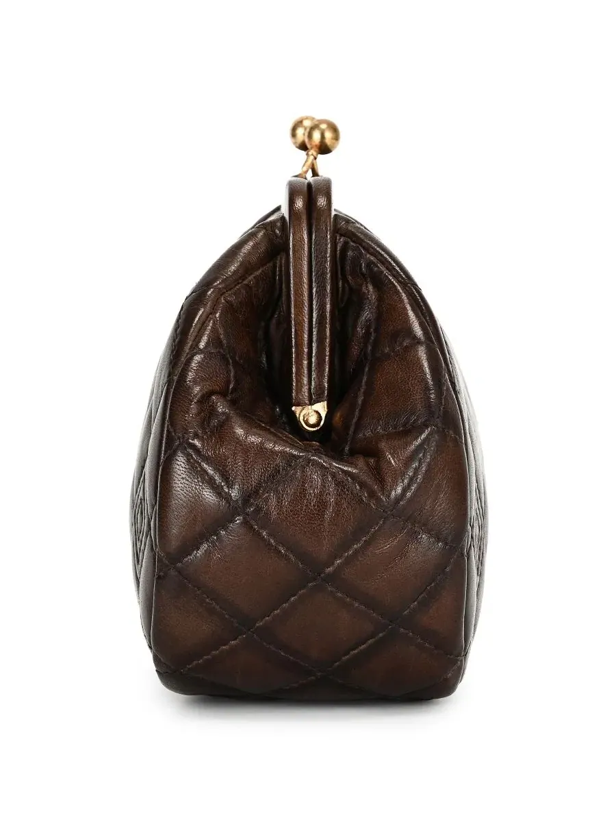 Сумка через плечо из стеганой кожи Petunia Small Quilted Leather Crossbody OLD TREND — изображение 6 из 8, серый