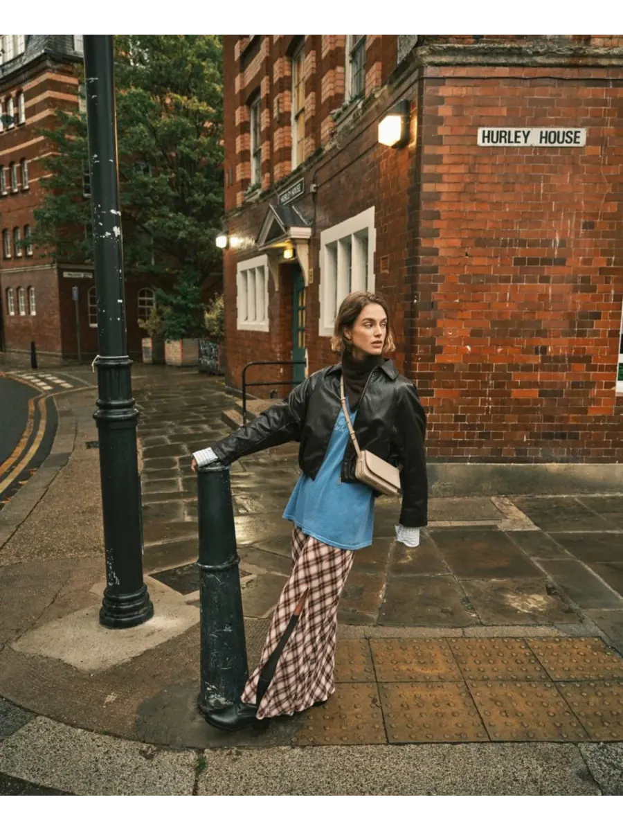 Сумка через плечо Pocket Street Flapover Small Crossbody Bag Radley London — изображение 8 из 8, боровик
