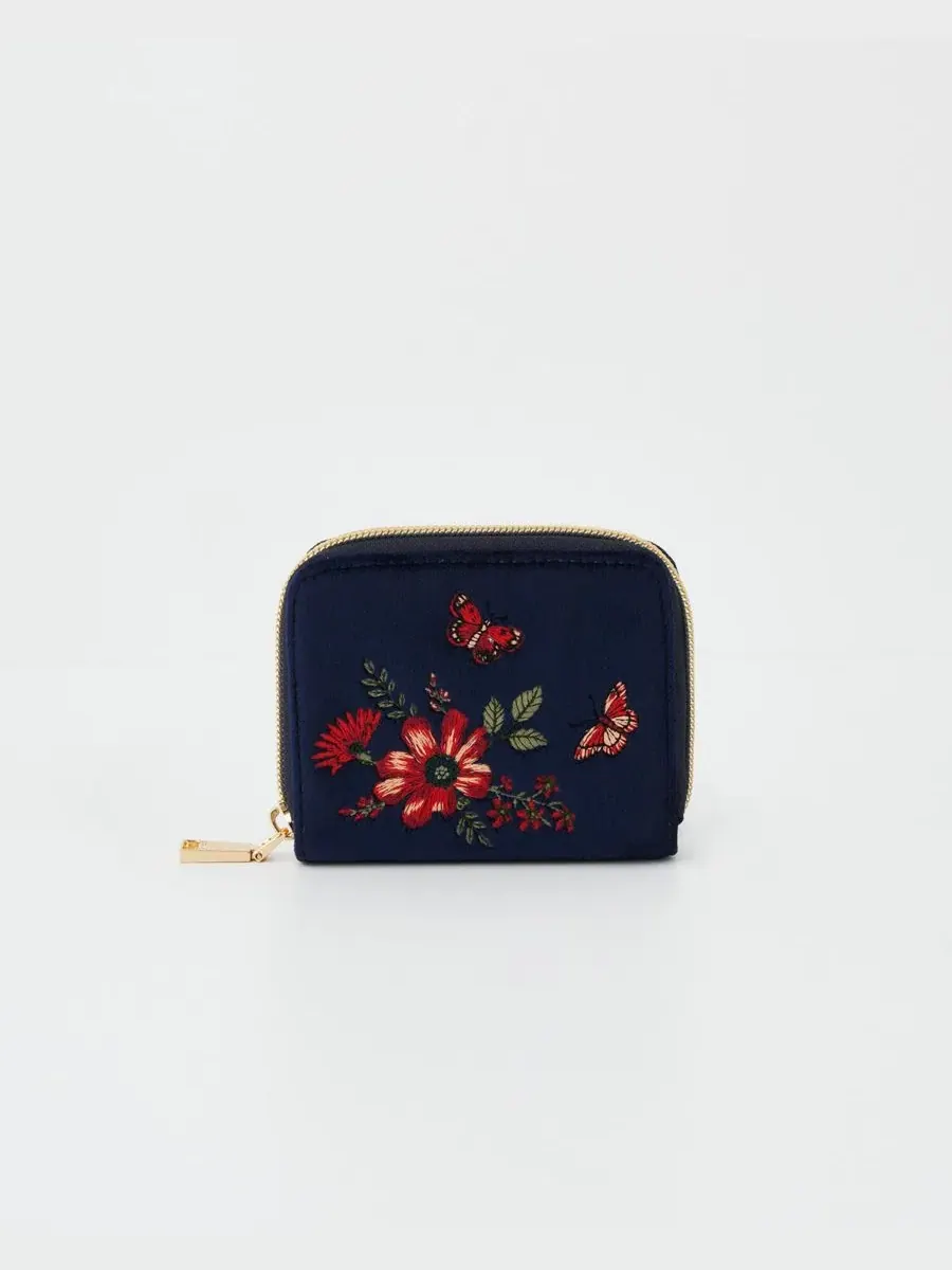 Женский бархатный кошелек с вышивкой бабочки Navy Floral Velvet Purse Fable England — изображение 1 из 7, темно-синий