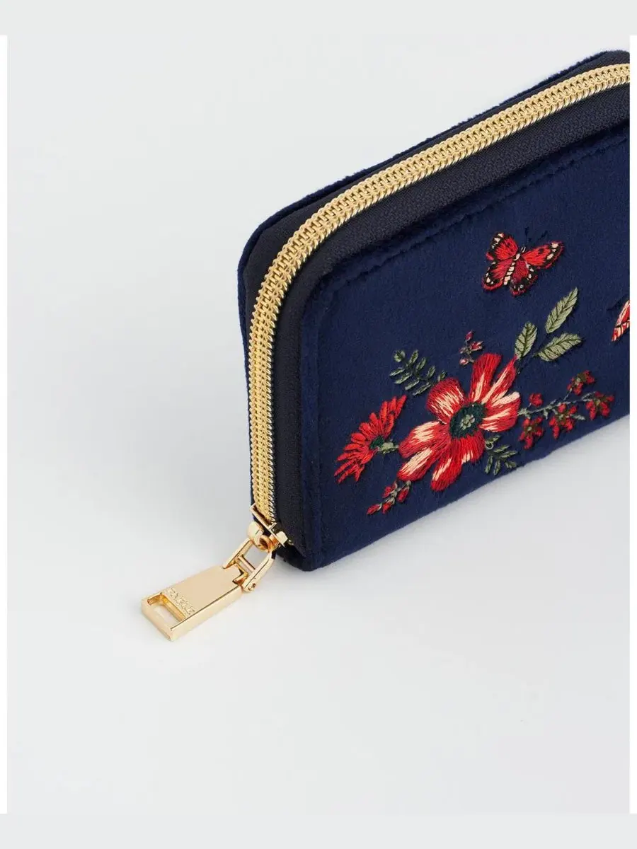 Женский бархатный кошелек с вышивкой бабочки Navy Floral Velvet Purse Fable England — изображение 4 из 7, темно-синий