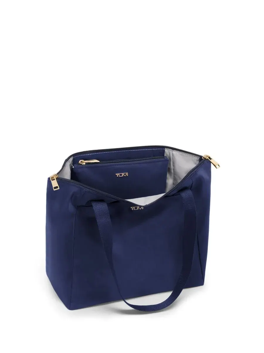 Сумка-шопер Voyageur Just In Case Small Tote TUMI — изображение 3 из 5