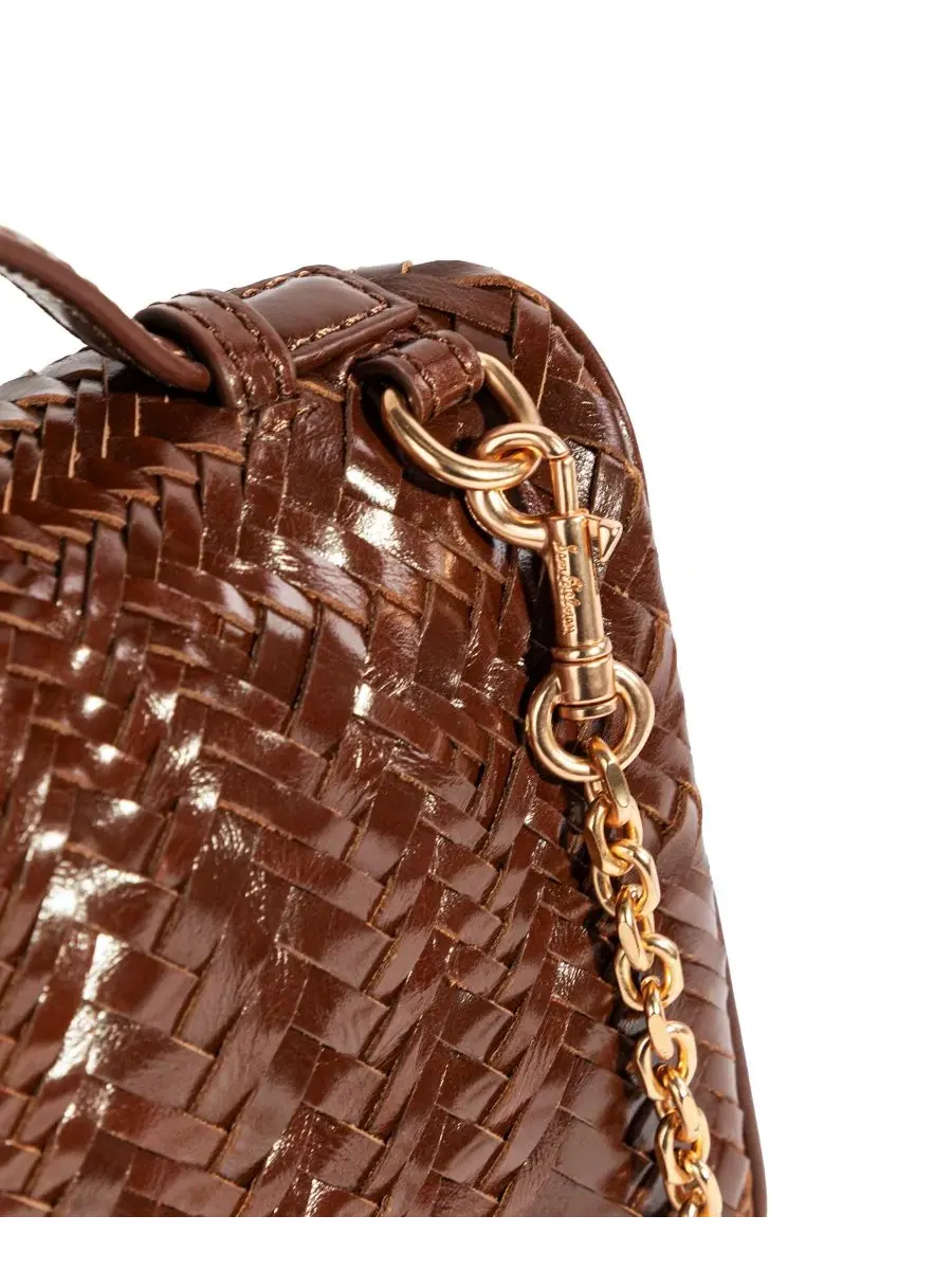 Сумка-кроссбоди Charli Woven Top Handle Crossbody Sam Edelman — изображение 5 из 6, темный коньячный