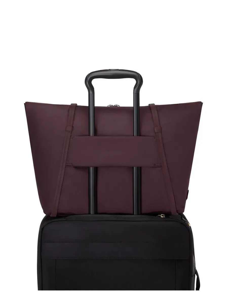 Сумка-шопер Voyageur Q Tote TUMI — изображение 4 из 7, розовое дерево