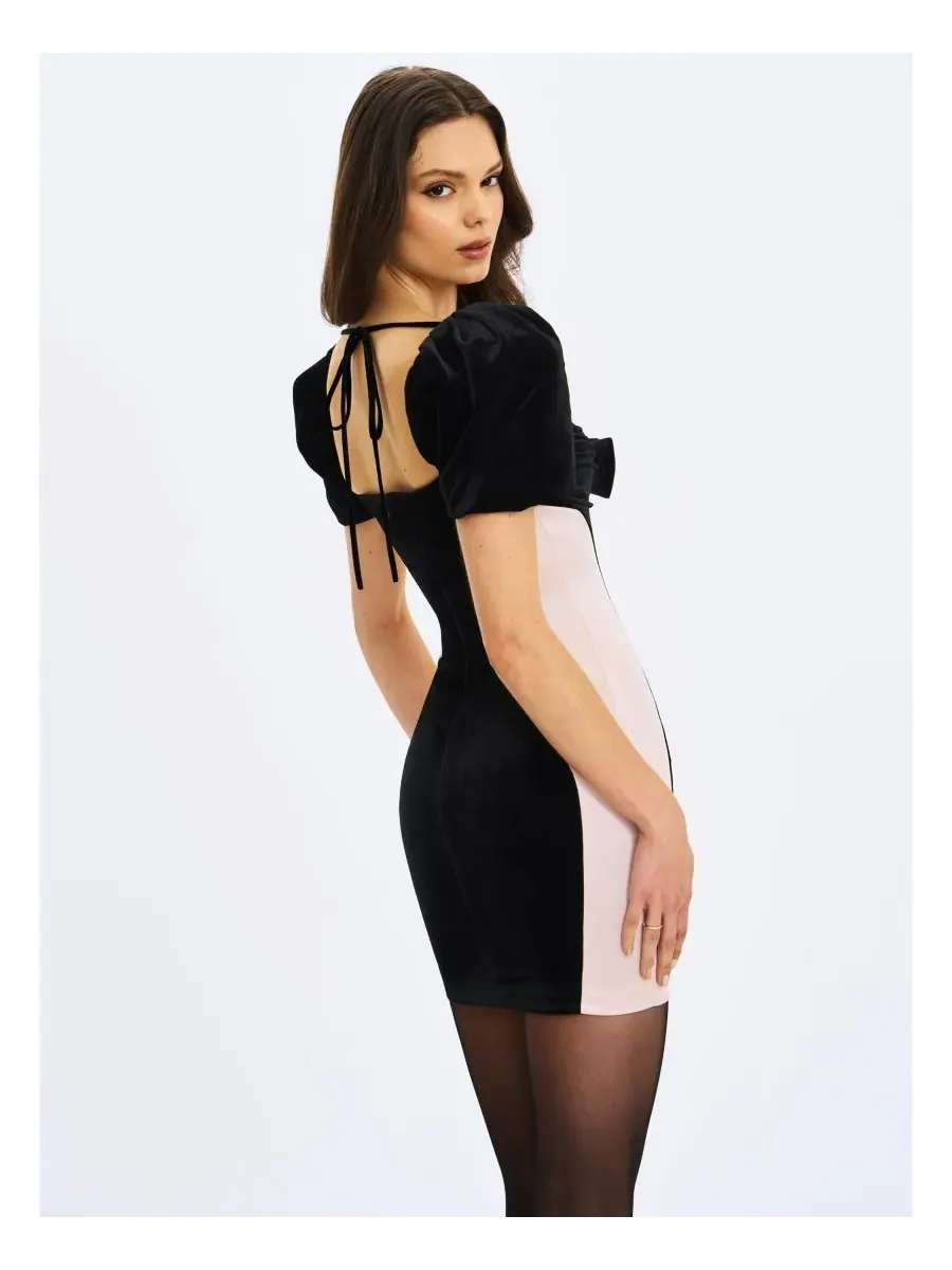 Miss Circle Женское мини-платье Nova Black с облегающим силуэтом и пышными рукавами в форме сердца — изображение 6 из 9