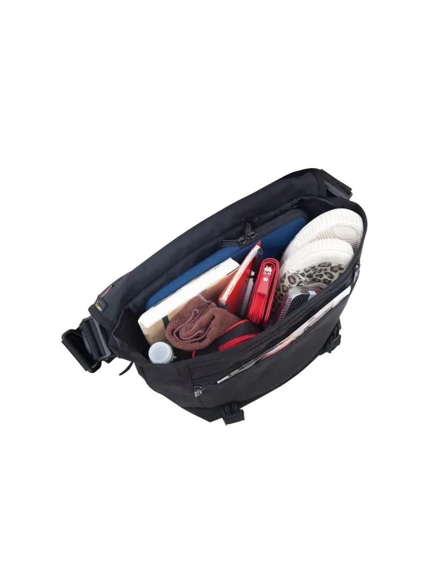 Сумка-мессенджер New York Minute Small Manhattan Portage — изображение 4 из 6, черный