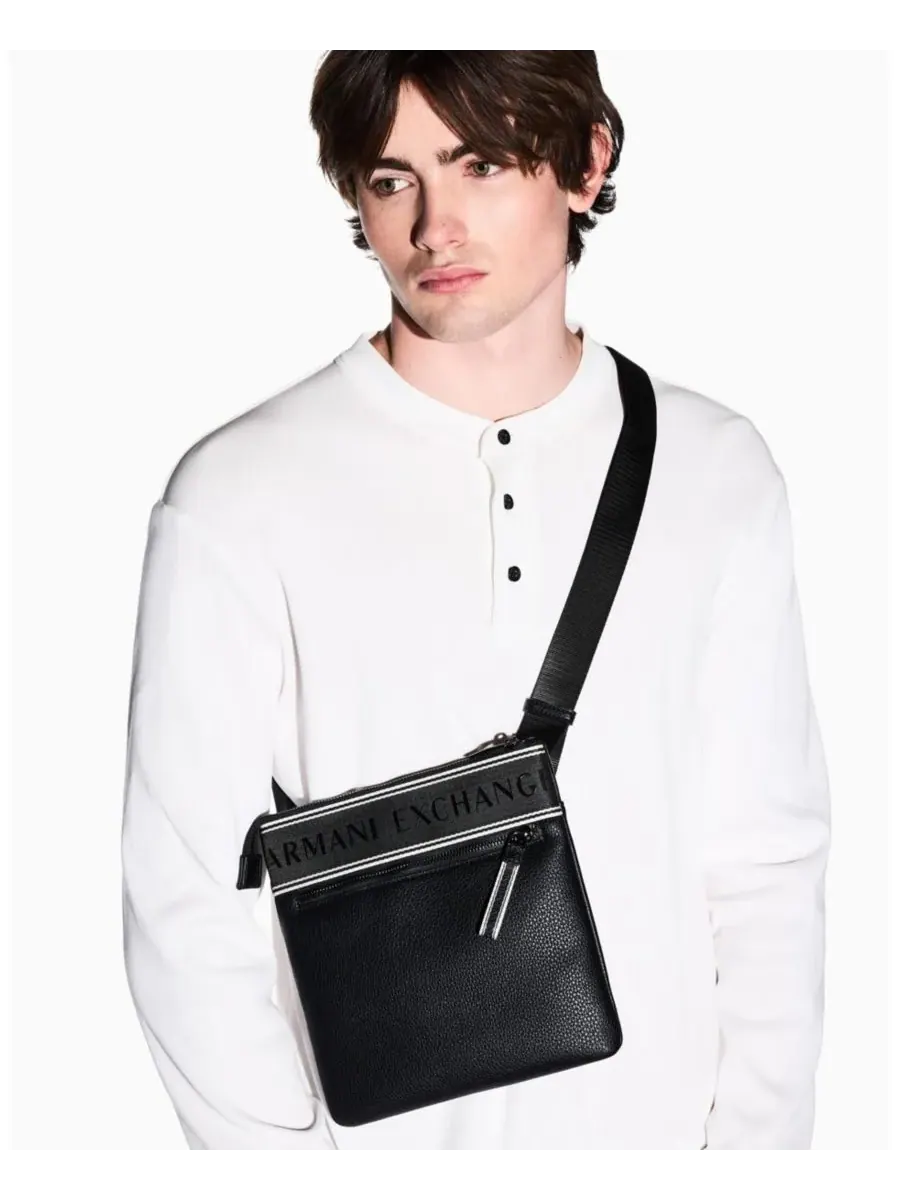 Мужская плоская сумка через плечо A|X Armani Exchange — 2