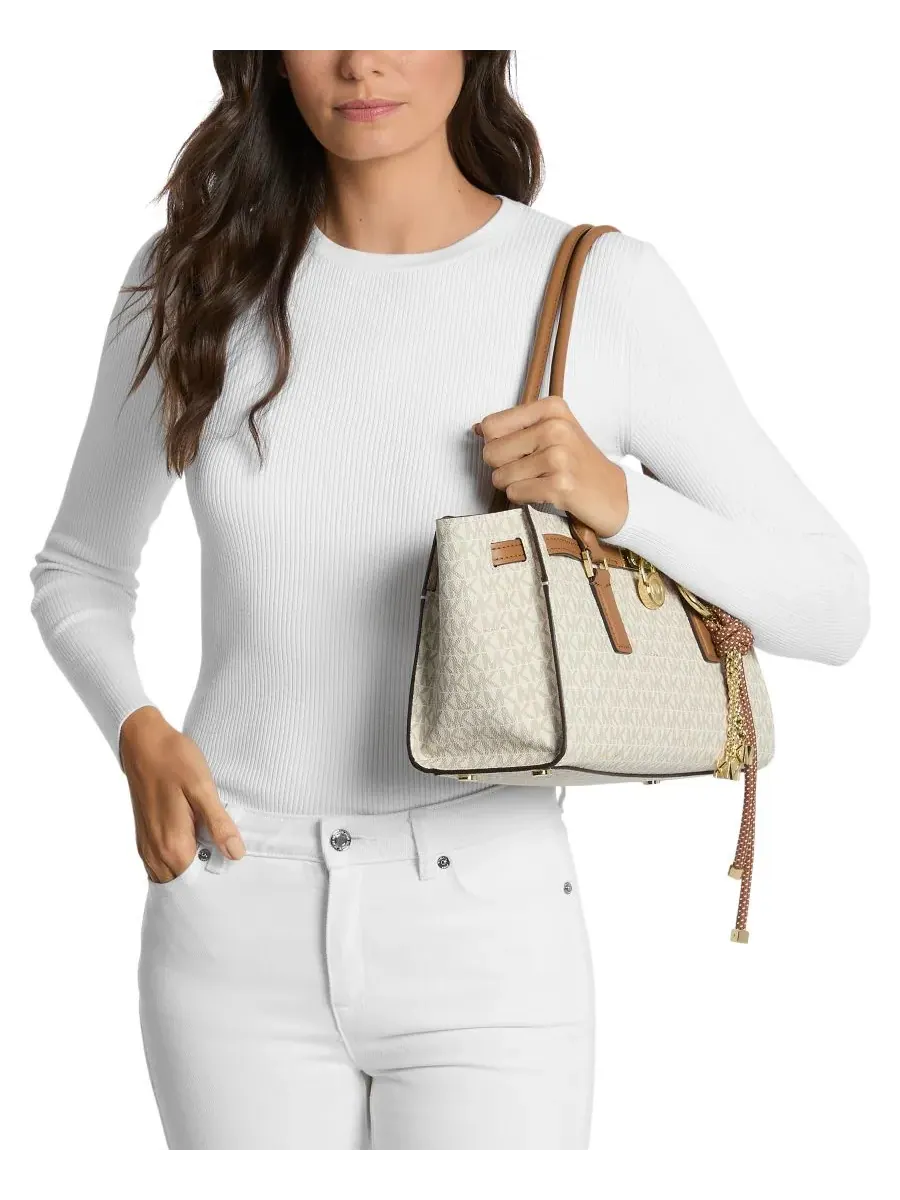 Сумка средняя мессенджер Michael Kors Hamilton Signature — изображение 3 из 6, ваниль/орех