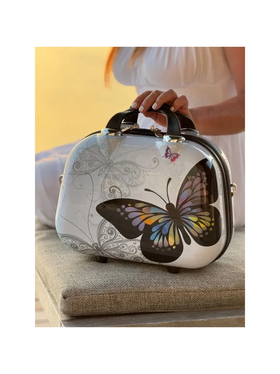 Косметичка-шопер с плечевым ремнем Butterfly 13 дюймов World Traveler — изображение 2 из 10, мульти
